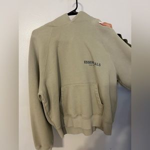 Essential hoodie